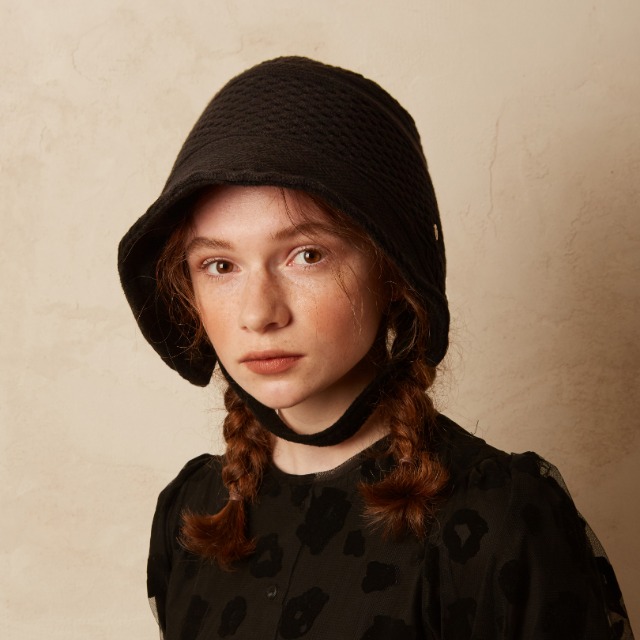 Jane bonnet &amp; snap button strap - Black