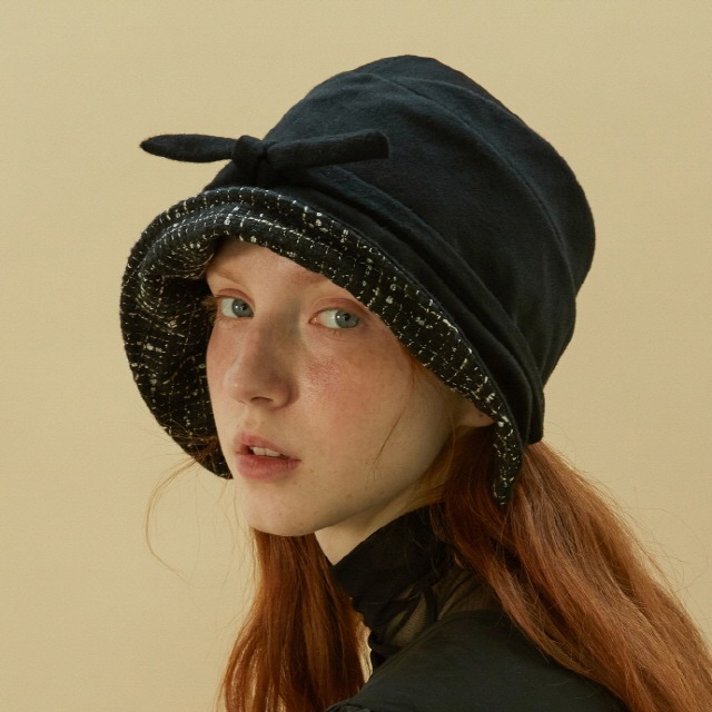 Jane bonnet-Tweed black