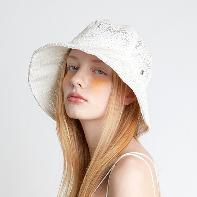 Wide Bell Hat – Ivory Lace